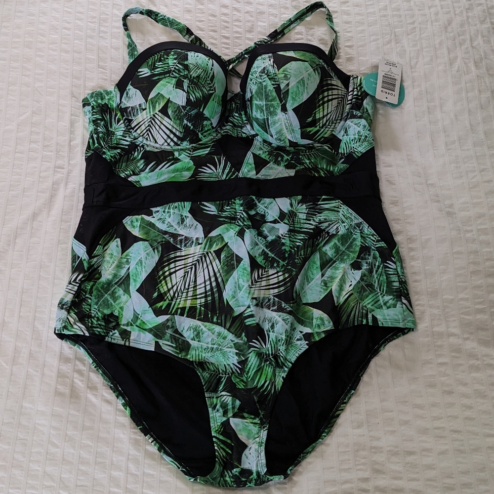 Torrid Vixen 3x one piece